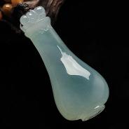 冰种晴水略飘花缅甸翡翠A货花瓶挂件