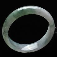 糯冰种飘花缅甸翡翠A货手镯（57.9mm）