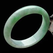 糯冰种翠色缅甸翡翠A货手镯（ 56.7mm）