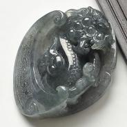 冰乌鸡种缅甸翡翠A货龙头挂件