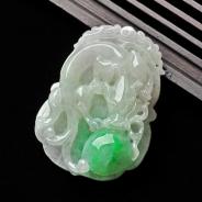 糯冰种翠色缅甸翡翠A货龙戏珠挂件