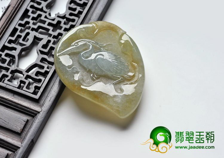 糯冰种淡黄翡缅甸翡翠A货仙鹤挂件