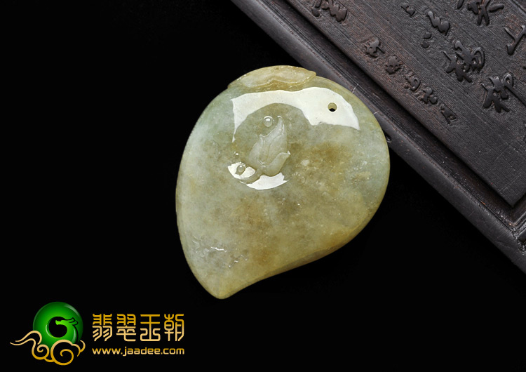 糯冰种淡黄翡缅甸翡翠A货仙鹤挂件