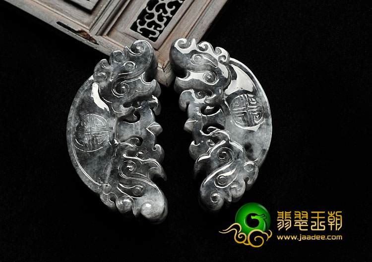 糯冰种（乌鸡种）灰墨色缅甸翡翠A货龙凤钰挂件（一对）