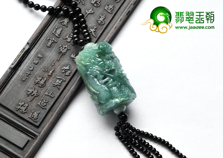糯冰种飘花缅甸翡翠A货龙柱挂件
