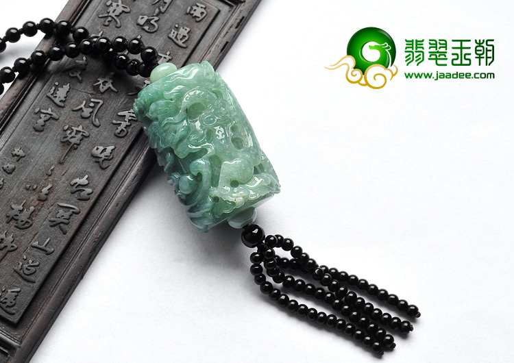 糯冰种飘花缅甸翡翠A货龙柱挂件