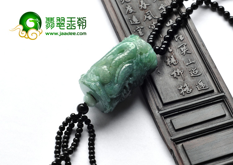 糯冰种飘花缅甸翡翠A货龙柱挂件