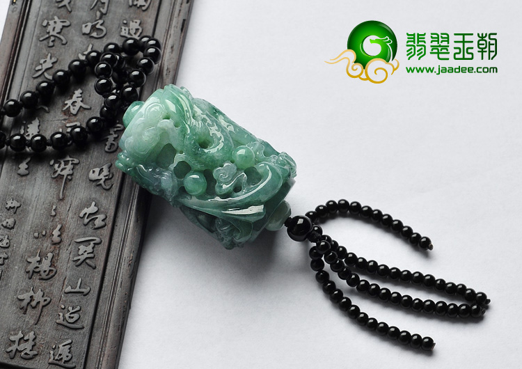 糯冰种飘花缅甸翡翠A货龙柱挂件