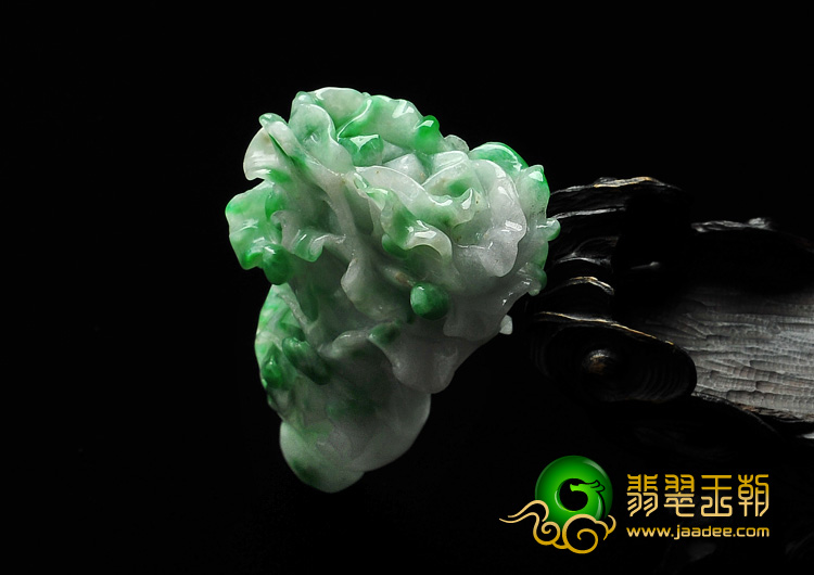 糯冰种翠色缅甸翡翠A货白菜挂件/手玩件