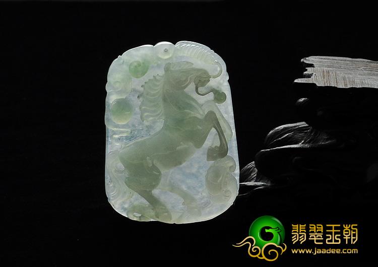 冰种晴水缅甸翡翠A货马牌挂件