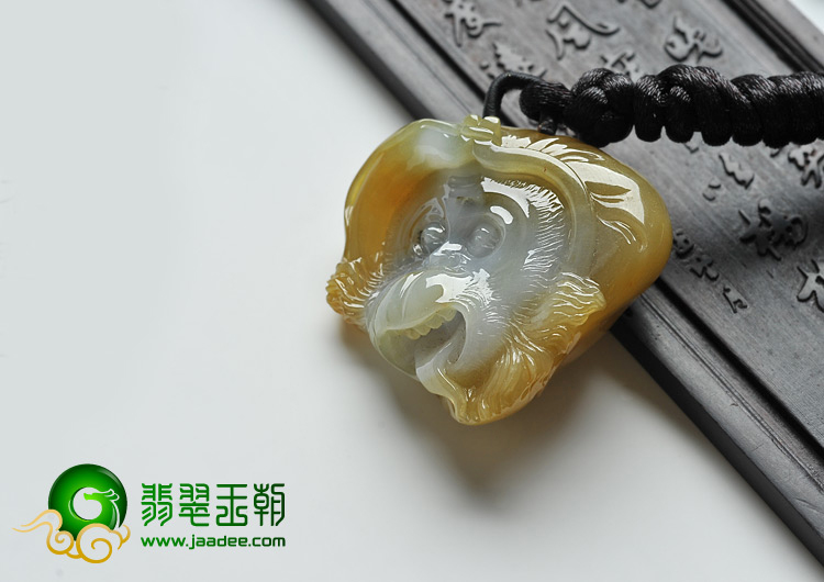 糯冰种褐黄翡缅甸翡翠A货猴头挂件