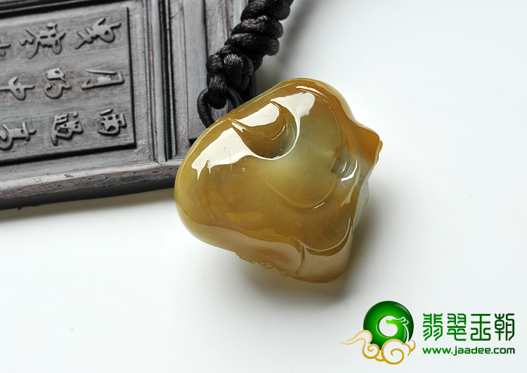 糯冰种褐黄翡缅甸翡翠A货猴头挂件