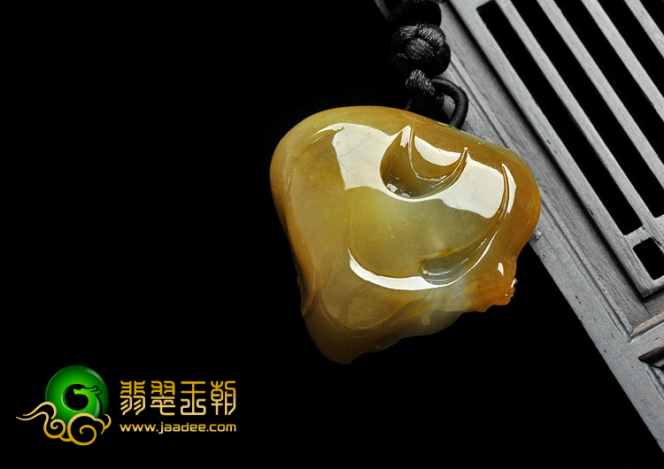 糯冰种褐黄翡缅甸翡翠A货猴头挂件
