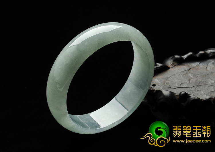糯冰种晴水缅甸翡翠A货手镯（61.4）