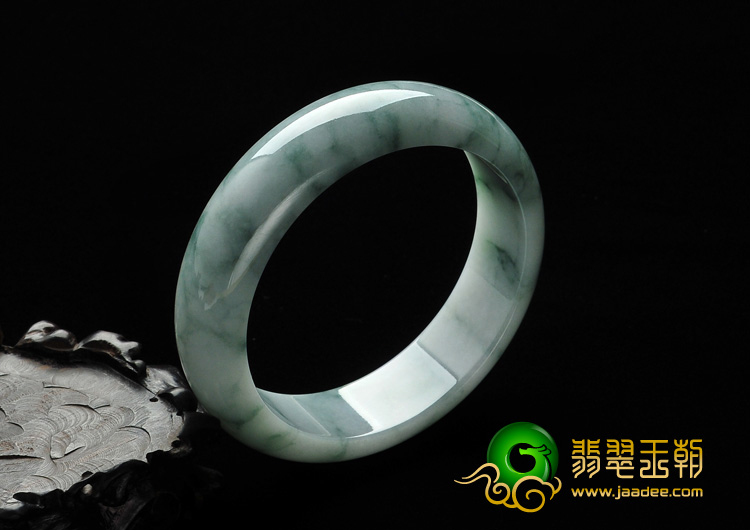 糯冰种飘花缅甸翡翠A货手镯（60.4mm）