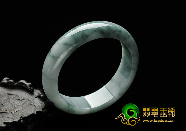 糯冰种飘花缅甸翡翠A货手镯（60.4mm）
