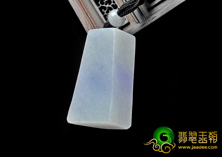 糯冰种淡春带彩缅甸翡翠A货几何形挂件
