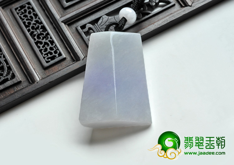 糯冰种淡春带彩缅甸翡翠A货几何形挂件