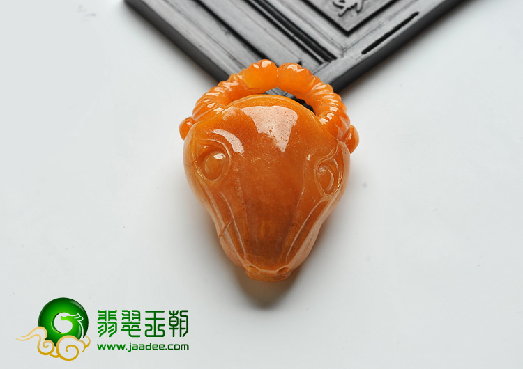 细糯种红黄翡缅甸翡翠A货羊头挂件