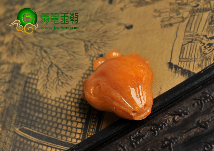 细糯种红黄翡缅甸翡翠A货羊头挂件