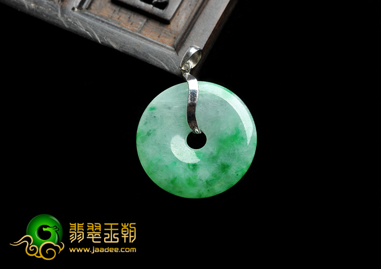 糯冰种飘翠缅甸翡翠A货平安扣挂件