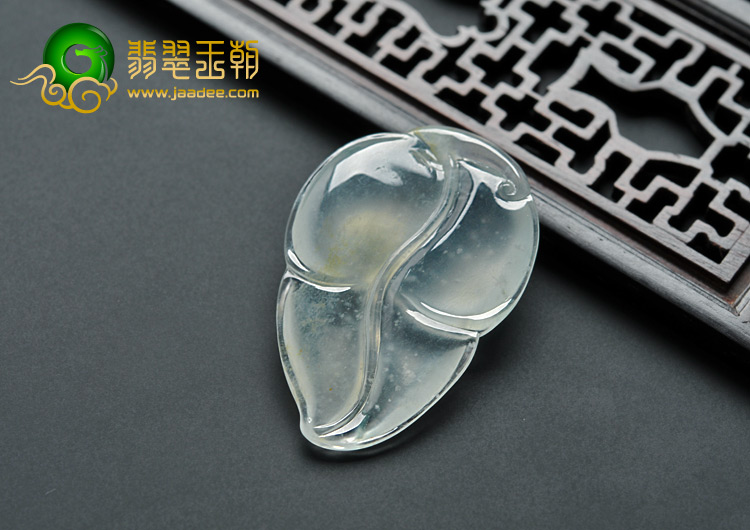 冰玻种淡黄翡缅甸翡翠A货叶子挂件