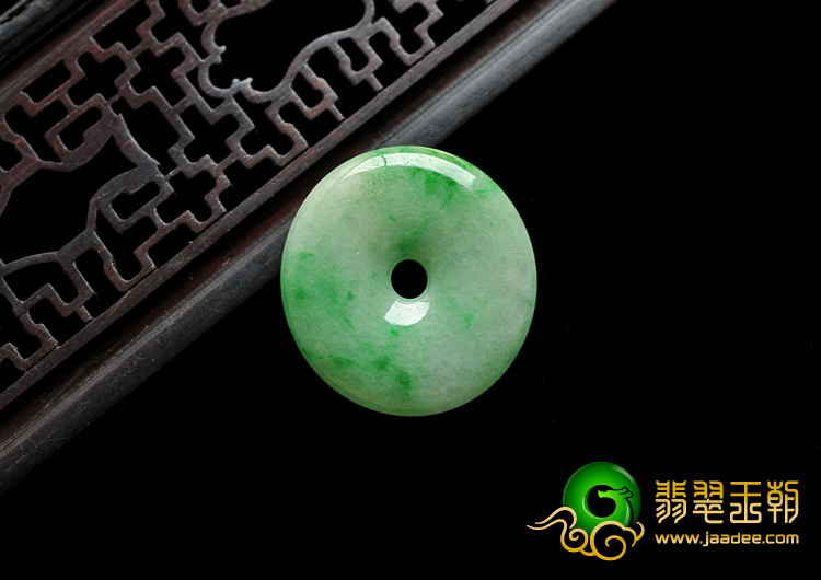 糯冰种翠色缅甸翡翠A货平安扣挂件