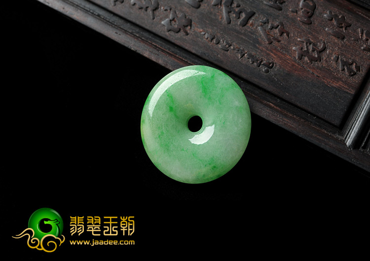 糯冰种翠色缅甸翡翠A货平安扣挂件