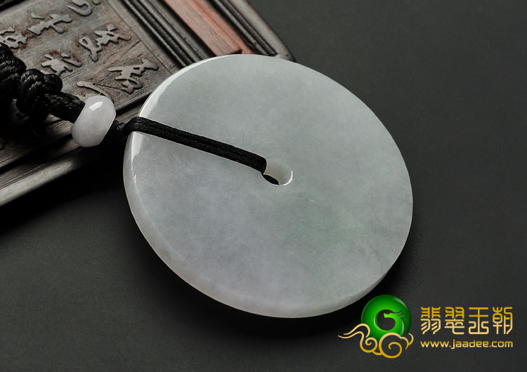 糯冰种春带彩缅甸翡翠A货平安扣挂件
