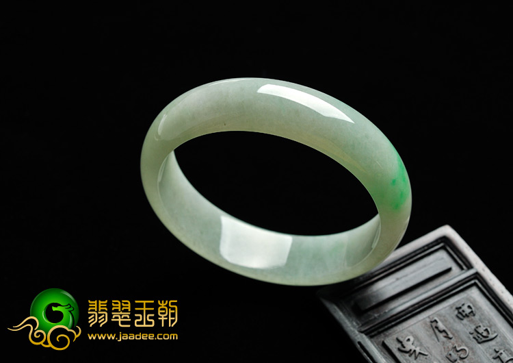 糯冰种飘翠缅甸翡翠A货手镯（59mm）
