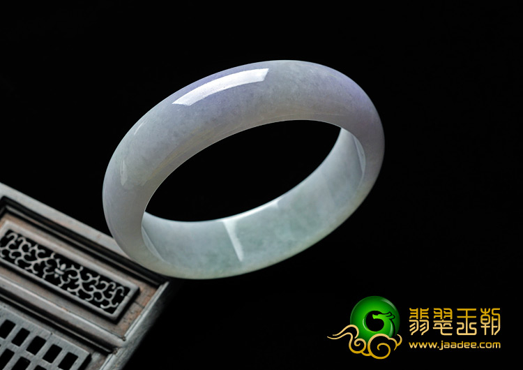 糯冰种春带彩缅甸翡翠A货手镯（59.8mm）