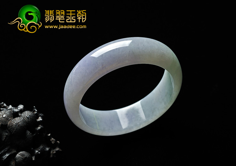 糯冰种春带彩缅甸翡翠A货手镯（59.8mm）