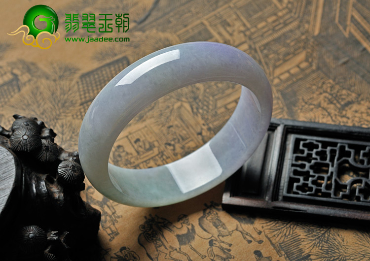 糯冰种春带彩缅甸翡翠A货手镯（59.8mm）