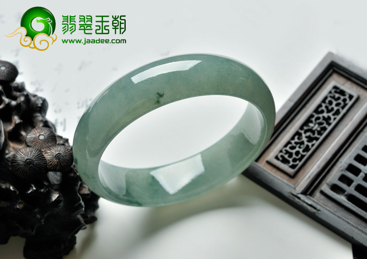 糯冰种飘花缅甸翡翠A货手镯（58.3mm）