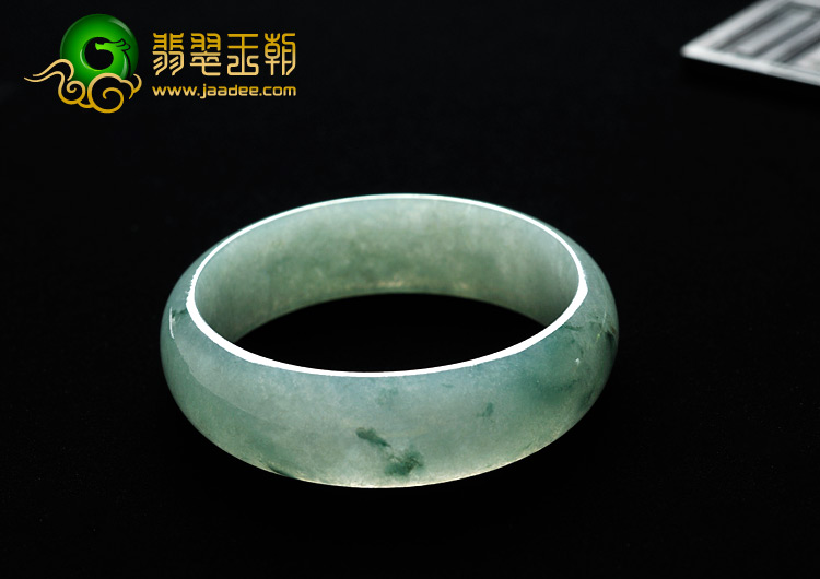 糯冰种飘花缅甸翡翠A货手镯（58.3mm）