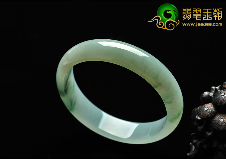 糯冰种飘花缅甸翡翠A货手镯（58.7mm）