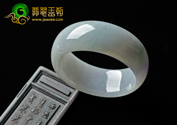 糯冰种春带彩缅甸翡翠A货手镯（57.2mm）