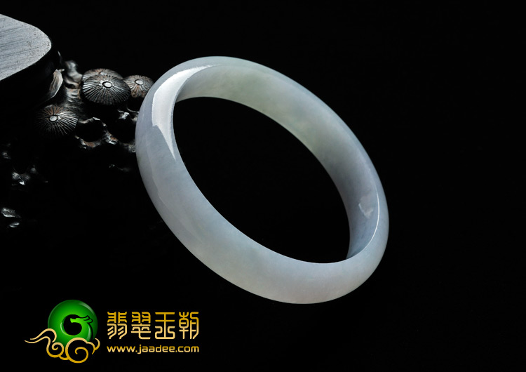 糯冰种春带彩缅甸翡翠A货手镯（56.4mm）