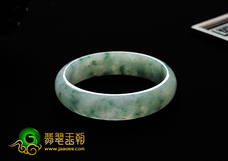 糯冰种飘花缅甸翡翠A货手镯（52.5mm）