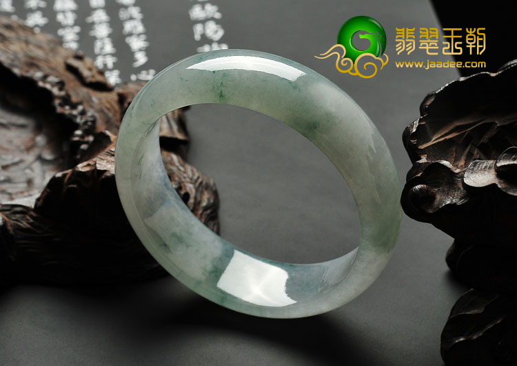 冰种飘花缅甸翡翠A货手镯（57.7mm）