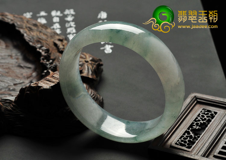 冰种飘花缅甸翡翠A货手镯（57.7mm）