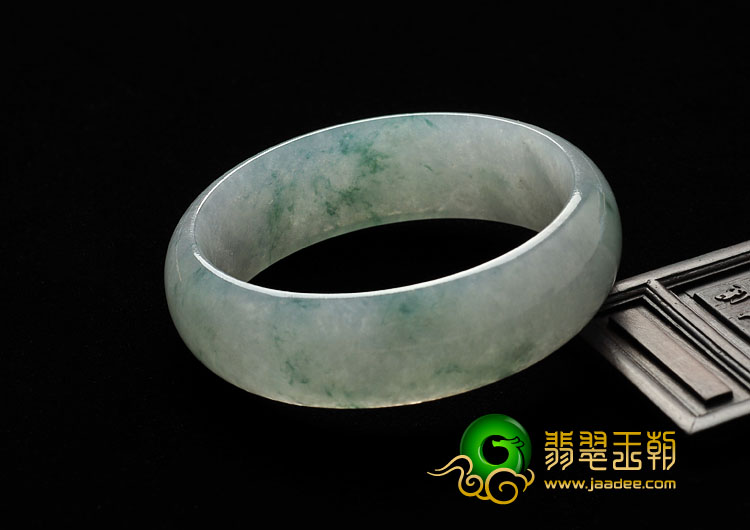 冰种飘花缅甸翡翠A货手镯（57.7mm）
