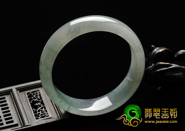 冰种飘花缅甸翡翠A货手镯（57.8mm）