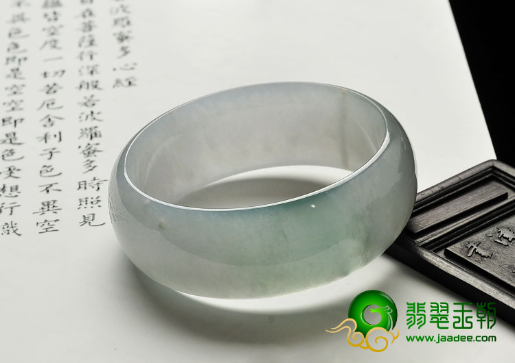 冰种晴水缅甸翡翠A货手镯（57.8mm）