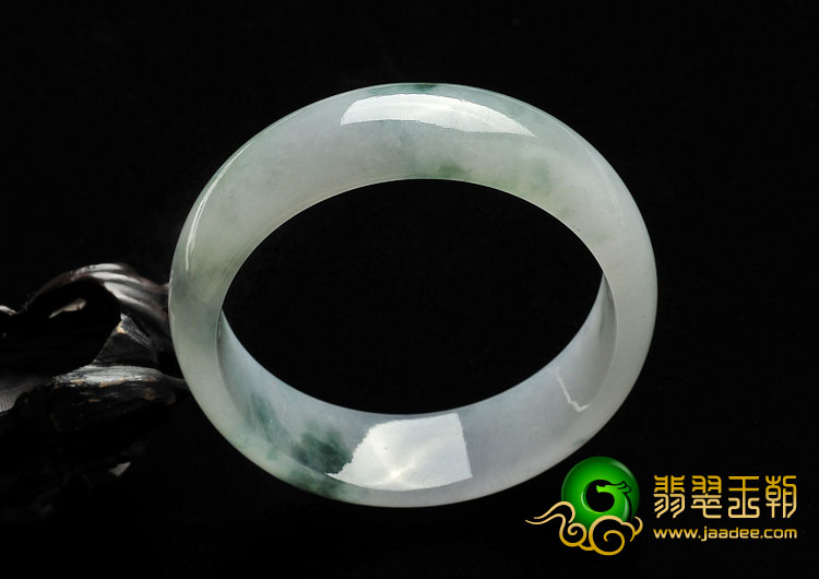 糯冰种飘花缅甸翡翠A货手镯（58mm）