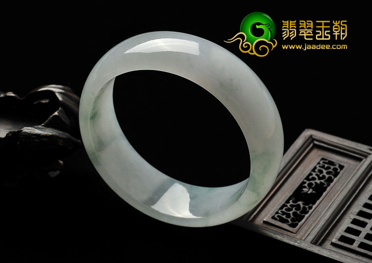 糯冰种飘花缅甸翡翠A货手镯（58mm）