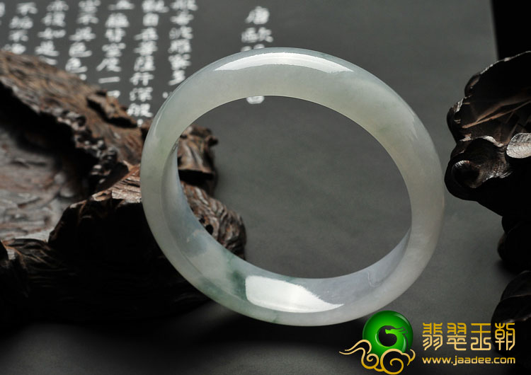 糯冰种飘花缅甸翡翠A货手镯（57.8mm）