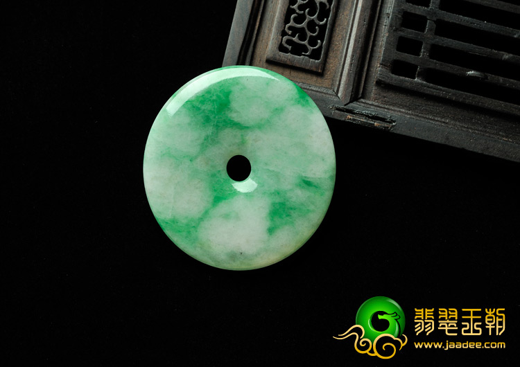 糯冰种翠色缅甸翡翠A货平安扣挂件