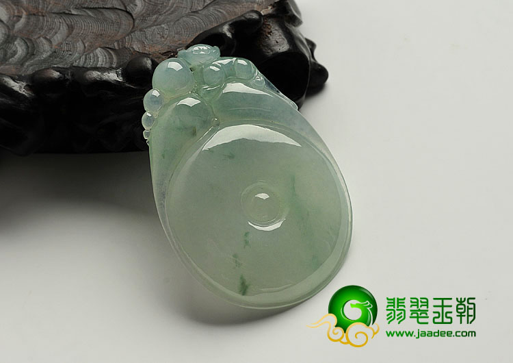 冰种飘花缅甸翡翠A货福在眼前挂件