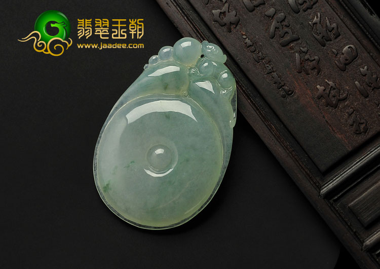 冰种飘花缅甸翡翠A货福在眼前挂件